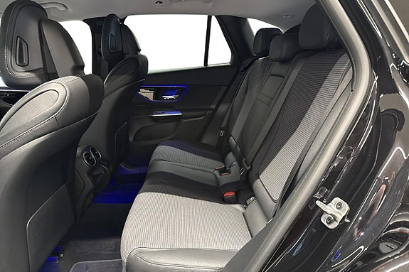 Mercedes-Benz GLC300 de 10 of 11