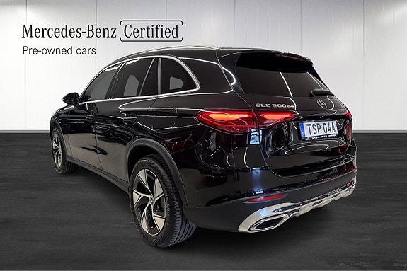 Mercedes-Benz GLC300 de 3 of 11