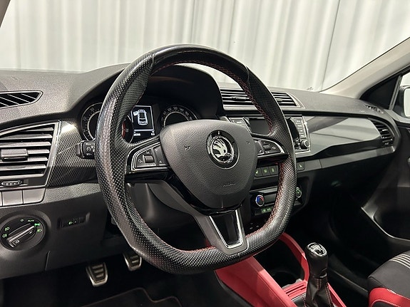 Skoda Fabia 11 of 15