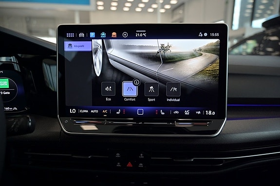 Volkswagen Golf I 18 of 26