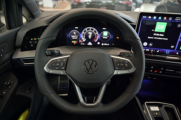 Volkswagen Golf I 12 of 26