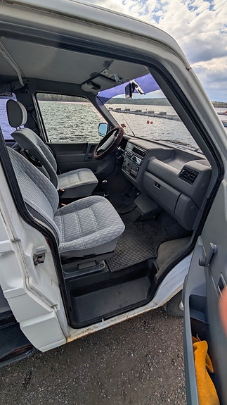Volkswagen Multivan 7 of 8