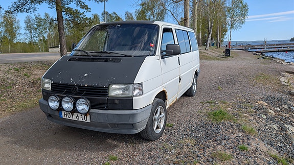 Volkswagen Multivan 5 of 8