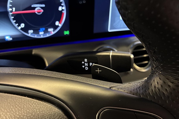 Mercedes-Benz E220 22 of 23