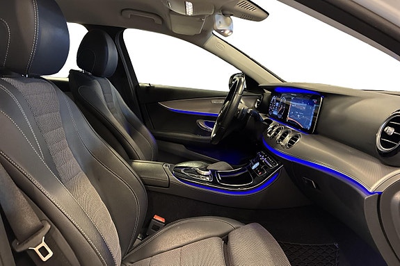 Mercedes-Benz E220 18 of 23