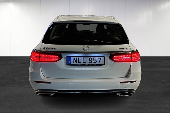 Mercedes-Benz E220 6 of 23