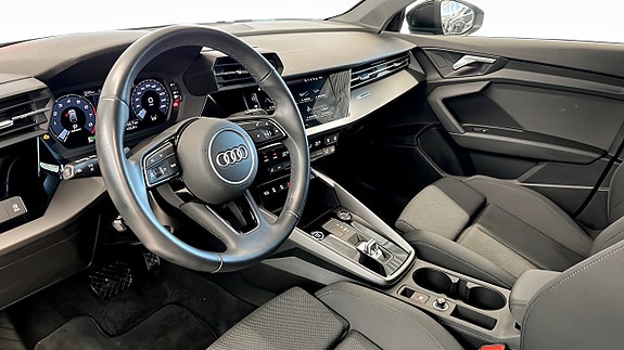 Audi A3 8 of 15