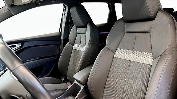 Audi Q4 e-tron 8 of 21