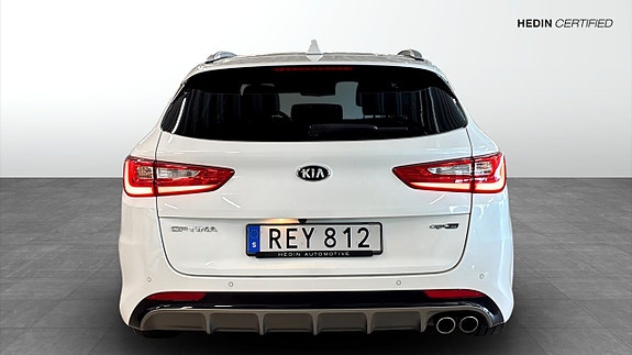 Kia Optima 7 of 24