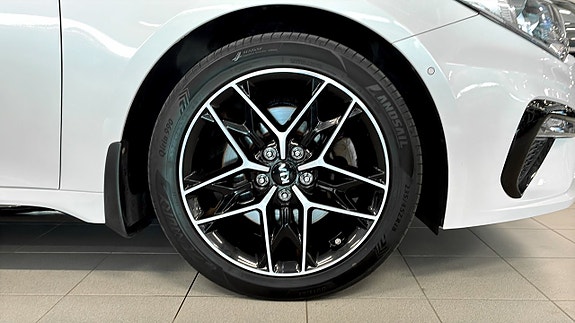 Kia Optima 6 of 24