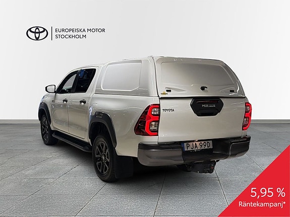 Toyota HiLux 2 of 14