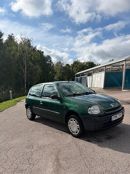 Renault Clio 3 of 6