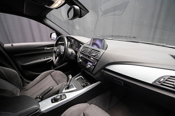 BMW 120i 12 of 19