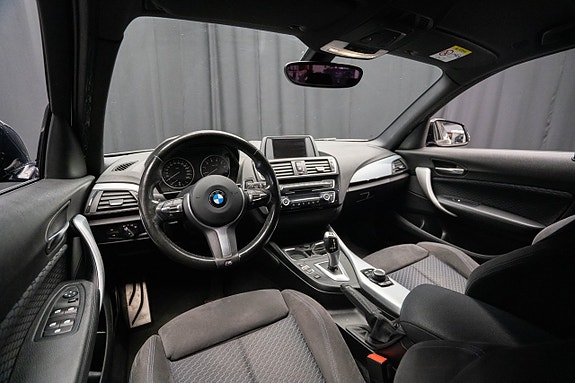 BMW 120i 10 of 19