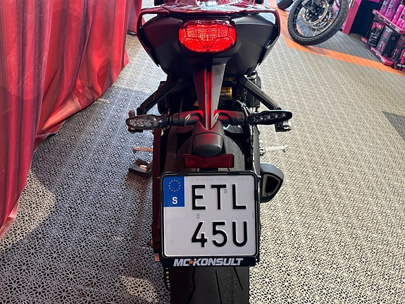 Triumph STREET TRIPLE 765 RS *VI SÄLJER VÅR DEMO* 6 of 13