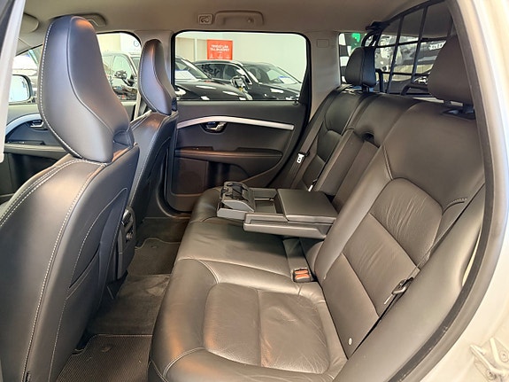 Volvo XC70 19 of 30