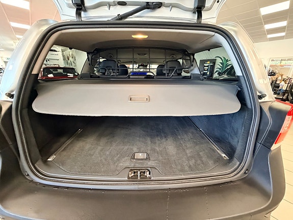 Volvo XC70 15 of 30