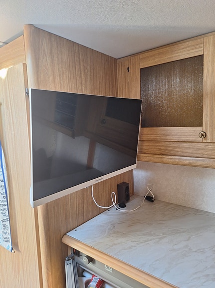 Polar 547 GL 6 of 9