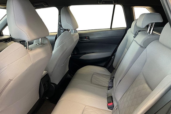 Toyota Corolla Cross 13 of 21