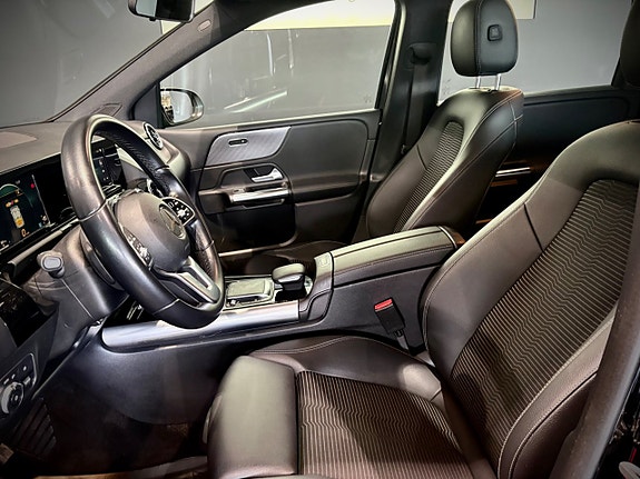 Mercedes-Benz B180 6 of 14