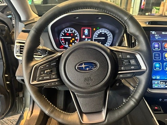 Subaru Outback 9 of 12