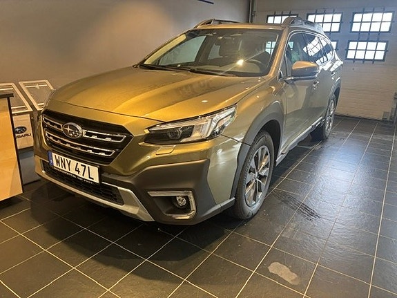 Subaru Outback 2 of 12