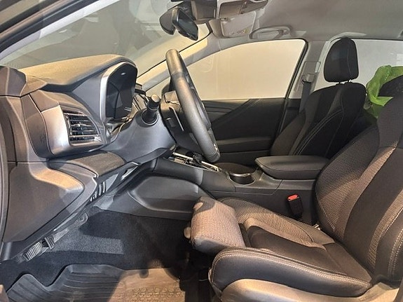 Subaru Outback 8 of 12