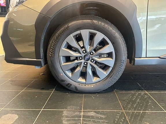 Subaru Outback 5 of 12