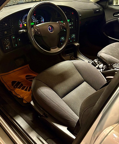 Saab 9-5 7 of 11