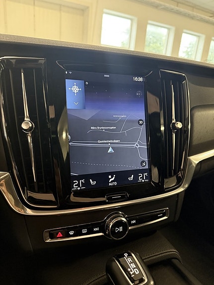 Volvo V90 Cross Country 12 of 22