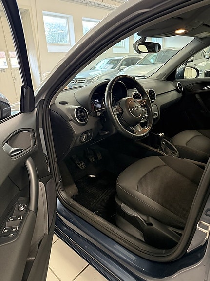 Audi A1 5 of 14