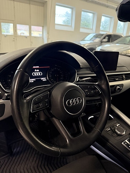 Audi A5 8 of 16