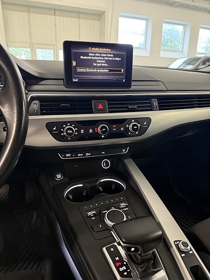 Audi A5 9 of 16