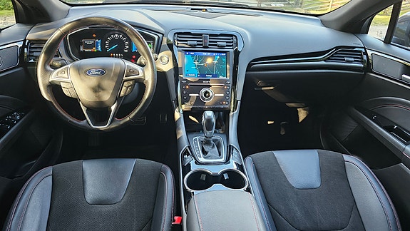 Ford Mondeo 10 of 10