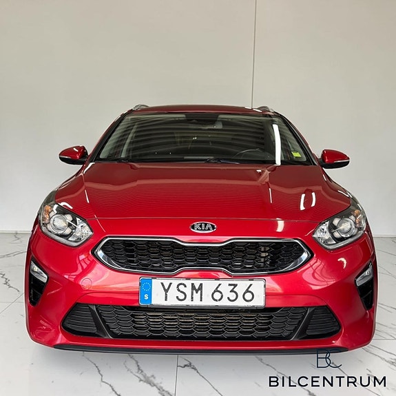 Kia Ceed 2 of 24