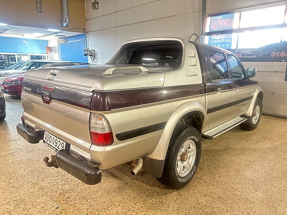 Mitsubishi L200 4 of 9