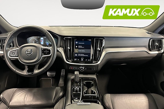 Volvo V60 11 of 26