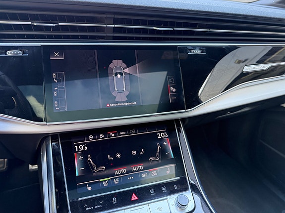 Audi Q7 11 of 15