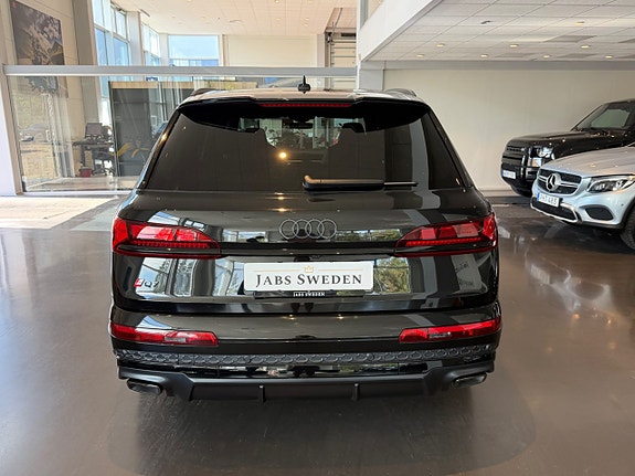 Audi Q7 5 of 15