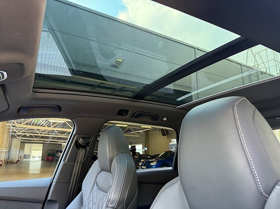 Audi Q7 12 of 15