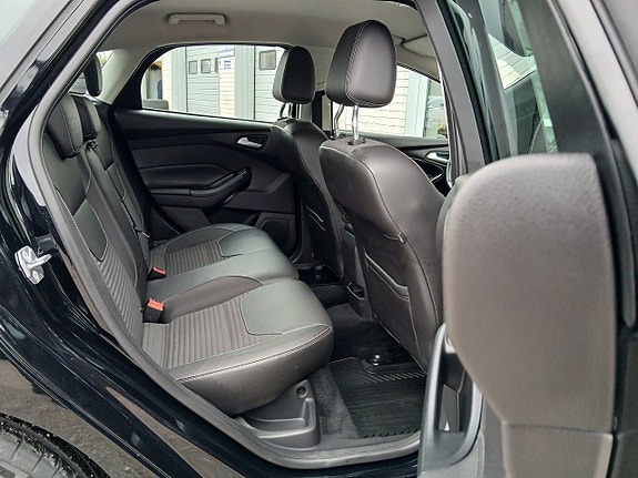 Ford Focus 16 of 24