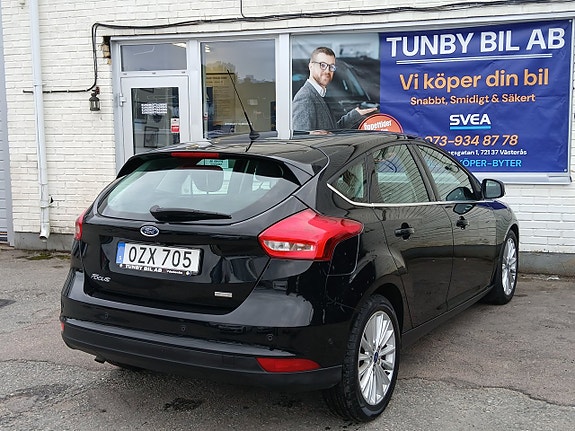 Ford Focus 9 of 24