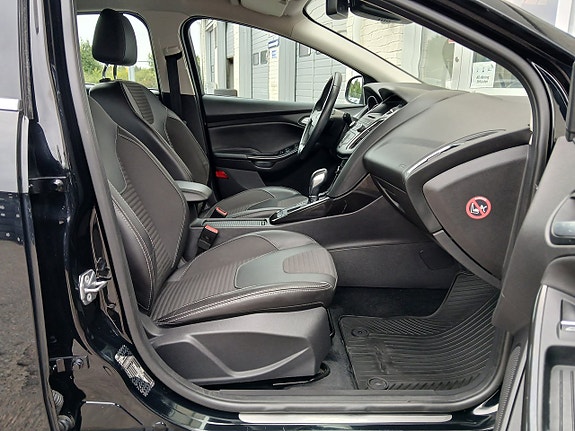 Ford Focus 17 of 24