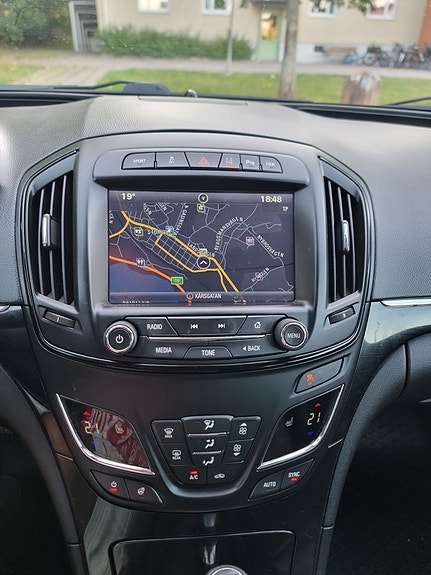 Opel Insignia Country Tourer 11 of 17