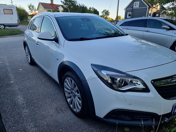 Opel Insignia Country Tourer 6 of 17