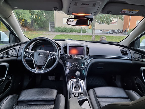 Opel Insignia Country Tourer 14 of 17