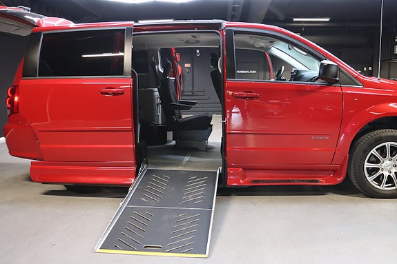 Dodge Grand Caravan 11 of 20