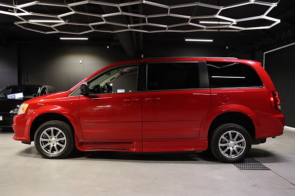Dodge Grand Caravan 7 of 20