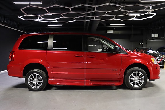 Dodge Grand Caravan 6 of 20