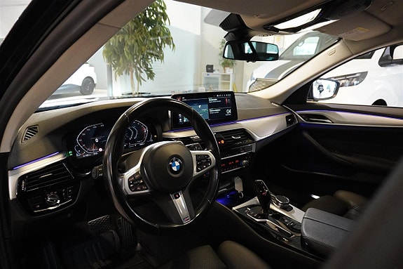 BMW 520d 2 of 24